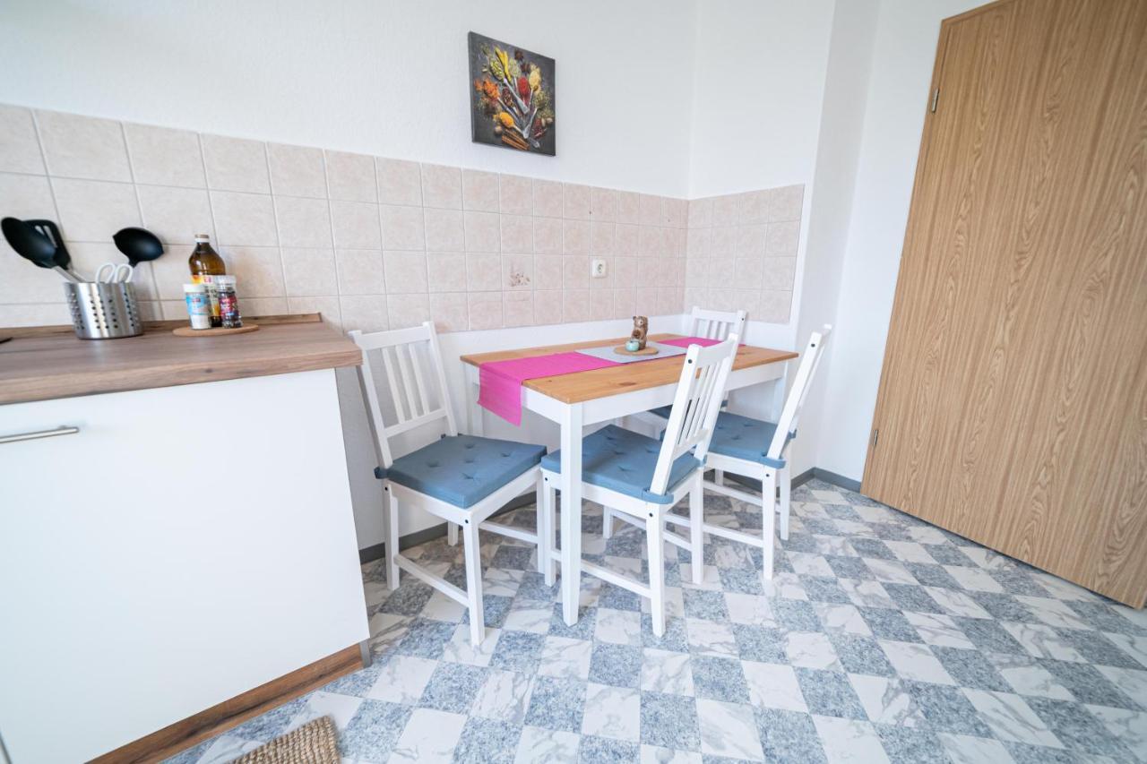 Fullhouse - Zwickau - R85 Apartments - Parking - 3 Beds - Nespresso Exterior photo